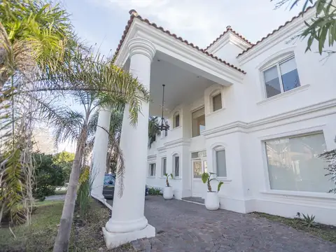 Casa en Venta en Santa Maria del Tigre, USD 680.000