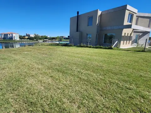 Venta lote San Sebastián LAGUNA - 1005 mts PERMUTA