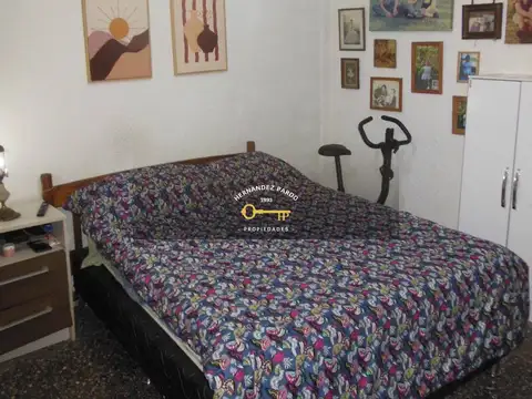 Depto Tipo Casa 4 ambientes con 2 baños