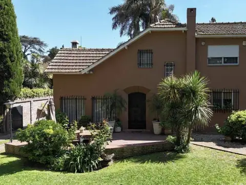 Venta de Casa 6 Ambientes en Monte Grande