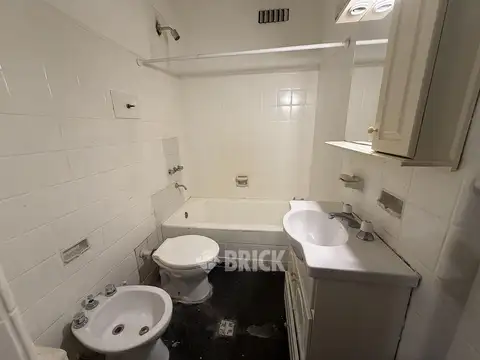 (SEMIAMOBLADO) VIAMONTE AL 1400 - 35 M2 BAÑO Y COCINA COMPLETOS