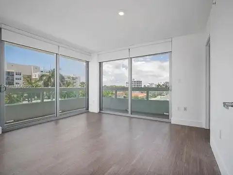 Departamento en Venta con 2 cocheras