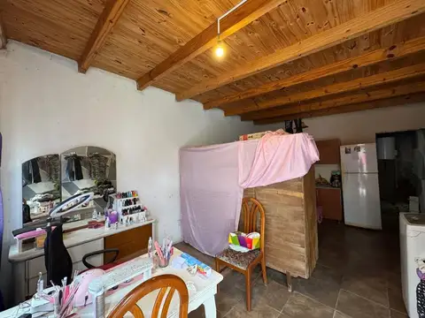 CASA EN VENTA EN FUNES CITY