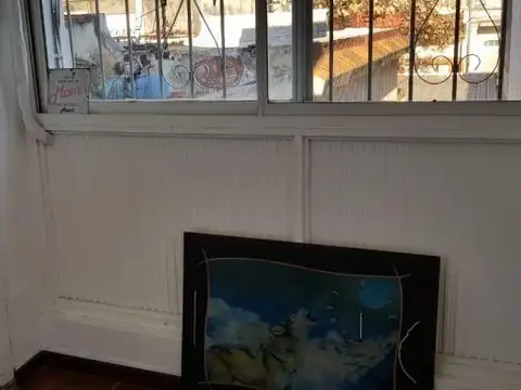 Depto Tipo Casa 5 ambientes con 2 baños