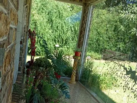 Avenida de los Cesares al 2200