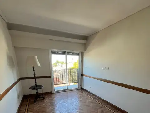 Av. Boyaca al 1600 - 3 amb c/balcón - VENTA