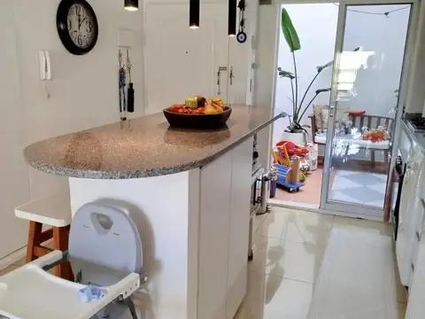 Giribone 1500, Piso 1