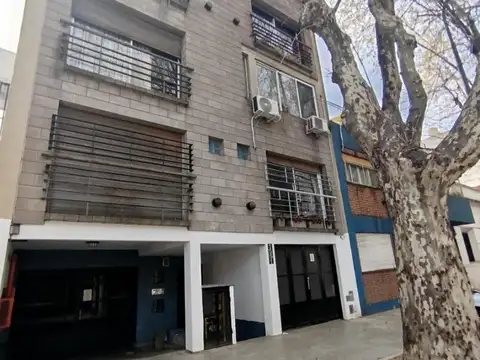 Incluye cochera y baulera