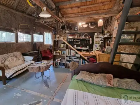 Casa 2 ambientes con 1 baño