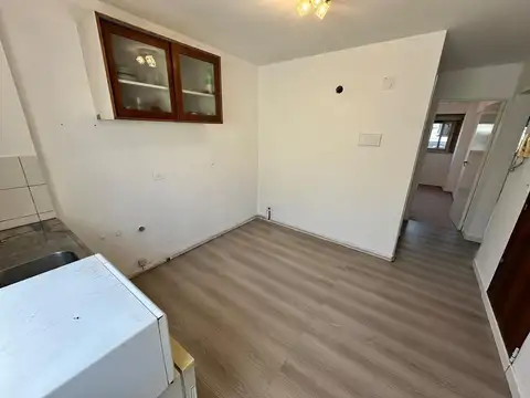 Oficina en Alquiler en Lanus, $ 600.000