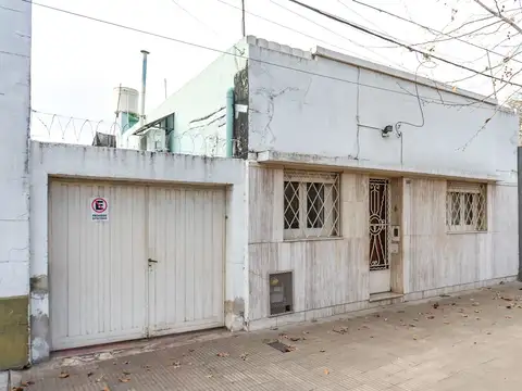 VENTA CASA 3 DORMITORIOS COCHERA ECHESORTU ROSARIO