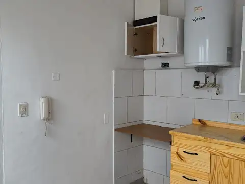 ALQUILER DEPTO 2 AMB TIPO CASA