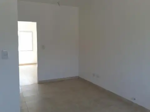 Depto Tipo Casa 2 ambientes con 1 baño