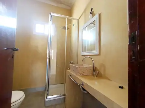 Depto Tipo Casa en Venta de 5 ambientes