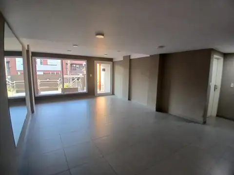 Alberto Vignes 200, Piso 1