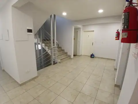 Departamento en Alquiler en Haedo, $ 450.000