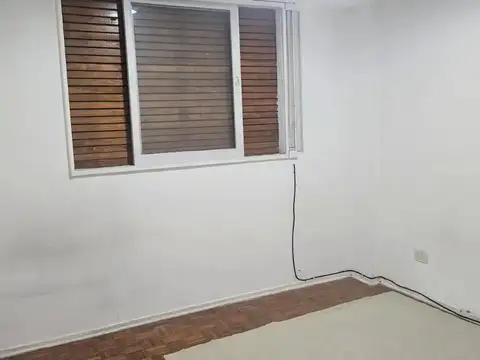 adolfo alsina 2500, Piso 3