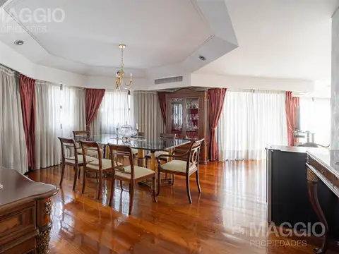 Departamento en Alquiler con 2 cocheras