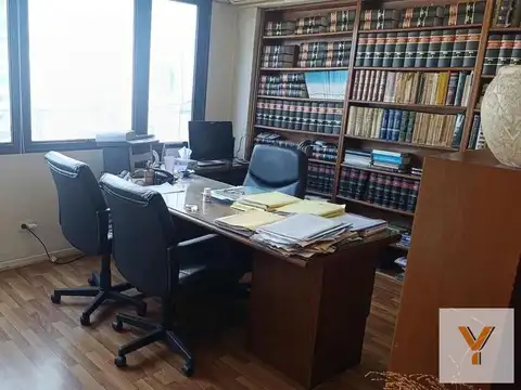 Oficina en venta - 5 Ambientes - Barrio Norte