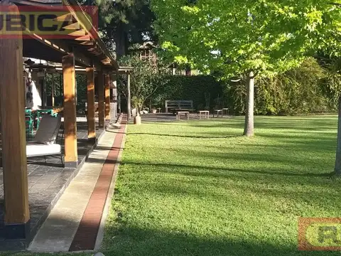 Casa en Venta en Don Torcuato, USD 400.000