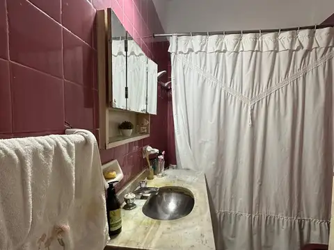 Casa en venta 3 ambientes en Castelar Norte