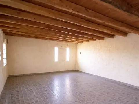 Casa 3 ambientes con 1 baño