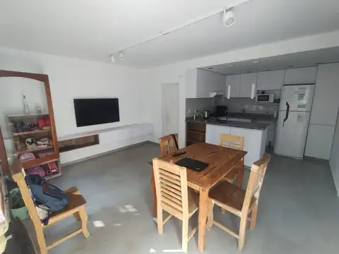 Departamento 4 ambientes con 1 baño