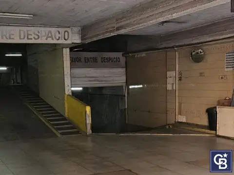 Venta de Cochera cubierta en Belgrano