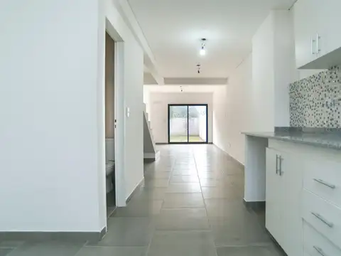 Calle 153 entre 34 y Avda Italia 100