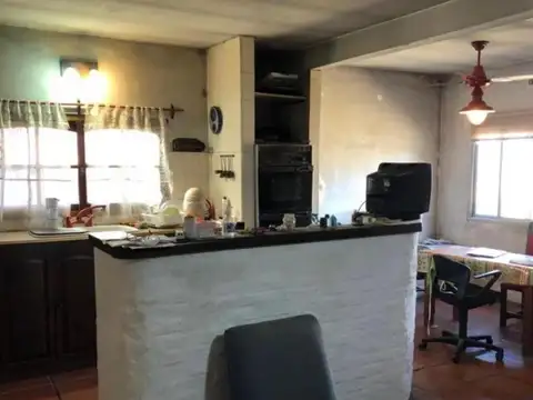 Casa en Venta en Rafael Calzada, USD 95.000