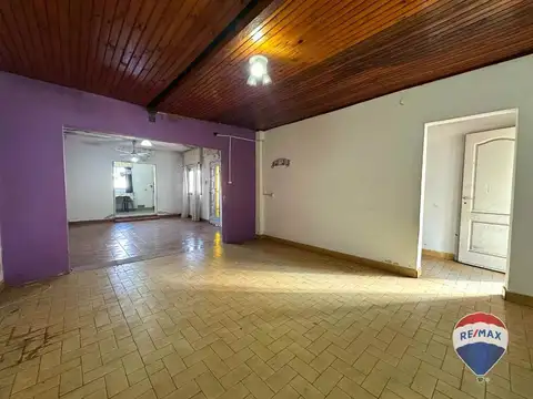 Casa 2 ambientes con 1 baño