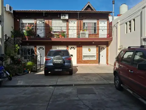 Argentina 300, Piso PB