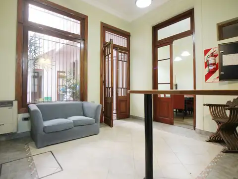 Oficina en Venta 66 años