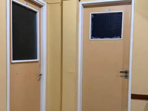 Oficina en Alquiler en Merlo, $ 250.000