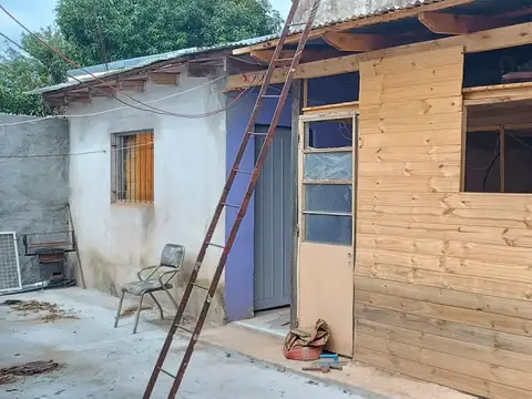 CASA DE 3 DORMITORIOS S/AV. LAS HERAS C/LOPEZ Y PLANES. POSADAS MISIONES VENTA