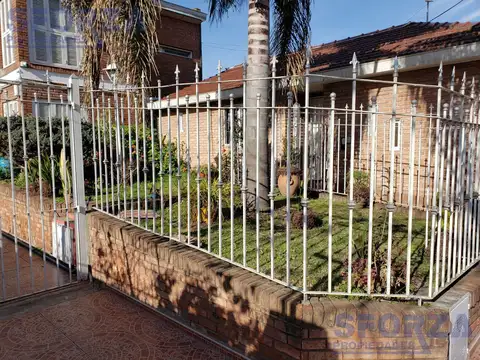 Depto Tipo Casa en Venta de 50 ambientes