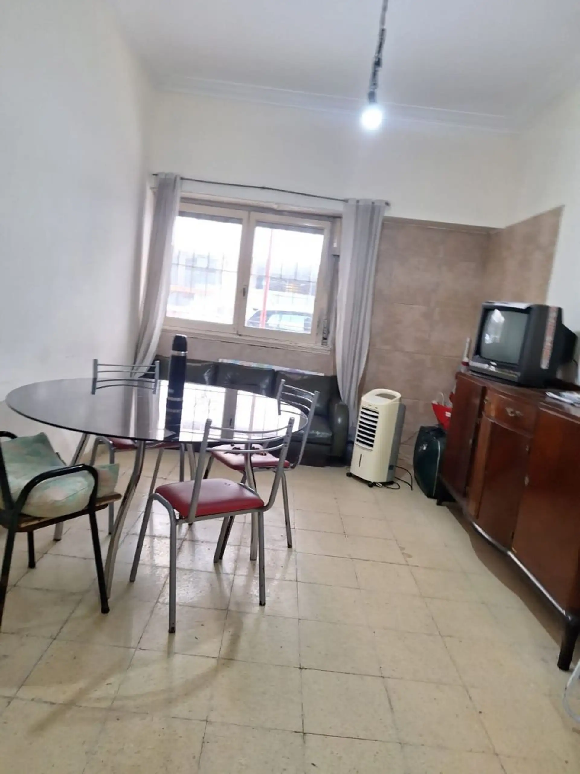 Departamento 3 ambientes con patio Zona La Perla