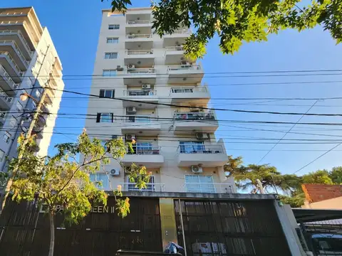 Bonifacini 4800, Piso 8