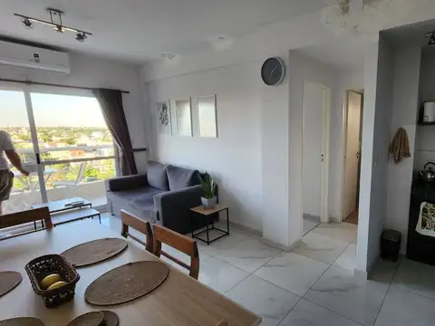 Alquiler de Departamento 2 Ambientes con cochera en Caseros, Tres de Febrero