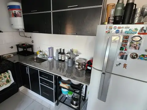 Alquiler de Departamento 2 Ambientes con cochera en Caseros, Tres de Febrero