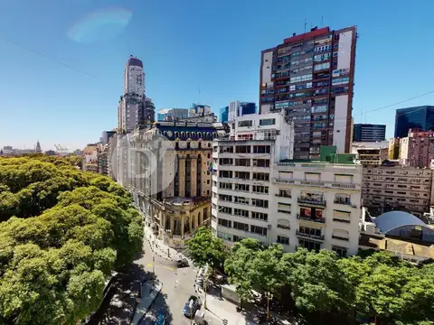 Marcelo T.  de Alvear al 600