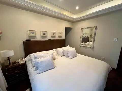 Blanco Encalada 1800