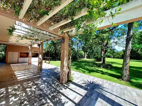 Casa en Venta al Este