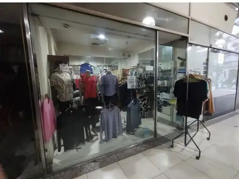 Local en Alquiler  | Santa Fe Av Al 1100