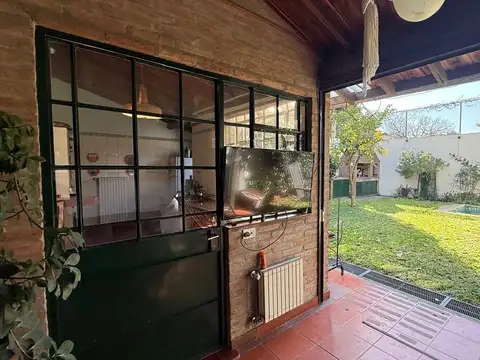 Depto Tipo Casa en Venta 40 años