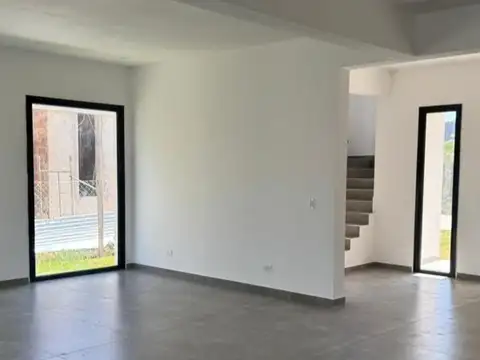Casa 5 ambientes con 5 baños