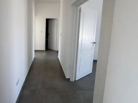 Casa 5 ambientes con 5 baños