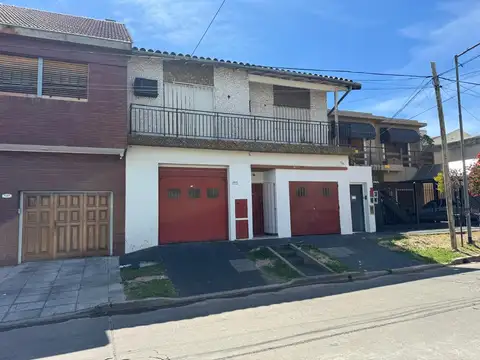 Depto Tipo Casa en Venta de 4 ambientes