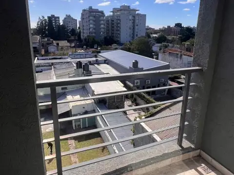 Departamento en Alquiler en Ituzaingo, $ 650.000
