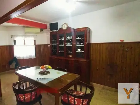 Casa 4 ambientes con 3 baños